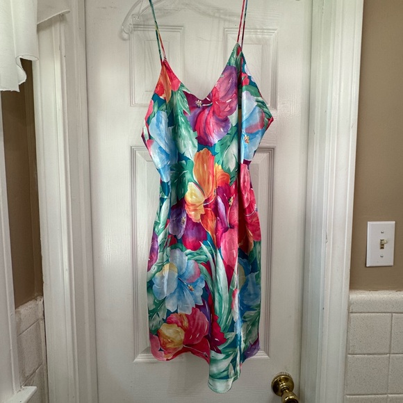 Val Mode Other - Val Mode Bright Floral Nightgown Size L